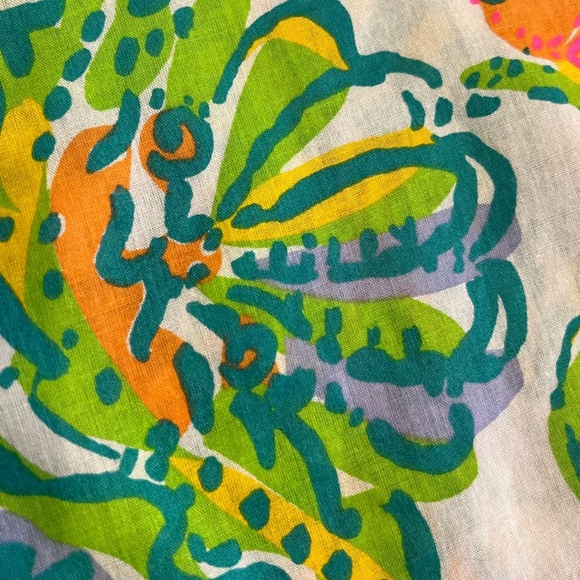 Lilly Pulitzer Amelia Island Tunic in Casa Marina S - Picture 6 of 9